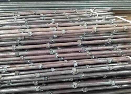 梁园隧道钢花管